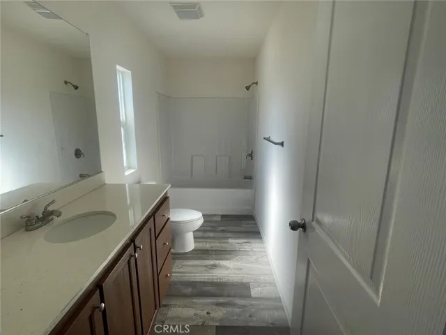 203 Duke Lane 85, Santa Ana, California 92704