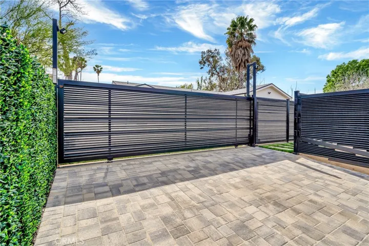19145 Keswick, Reseda Ranch, California 91335
