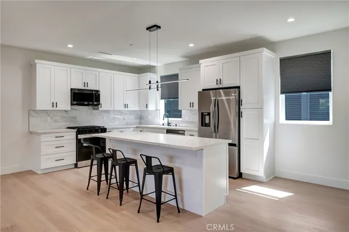 19145 Keswick, Reseda Ranch, California 91335