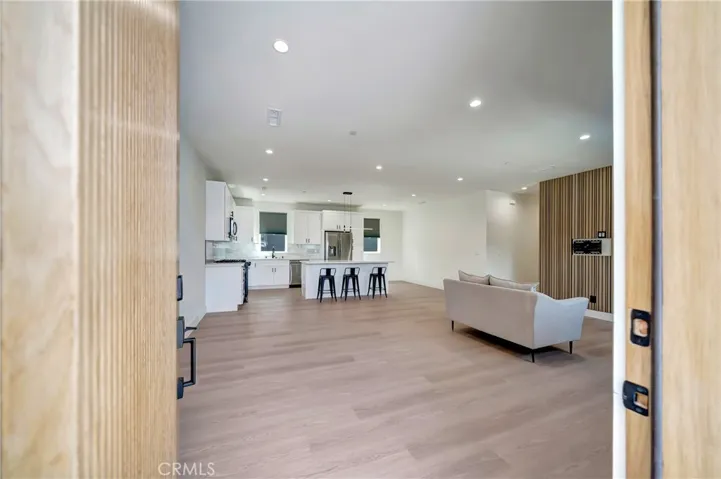 19145 Keswick, Reseda Ranch, California 91335