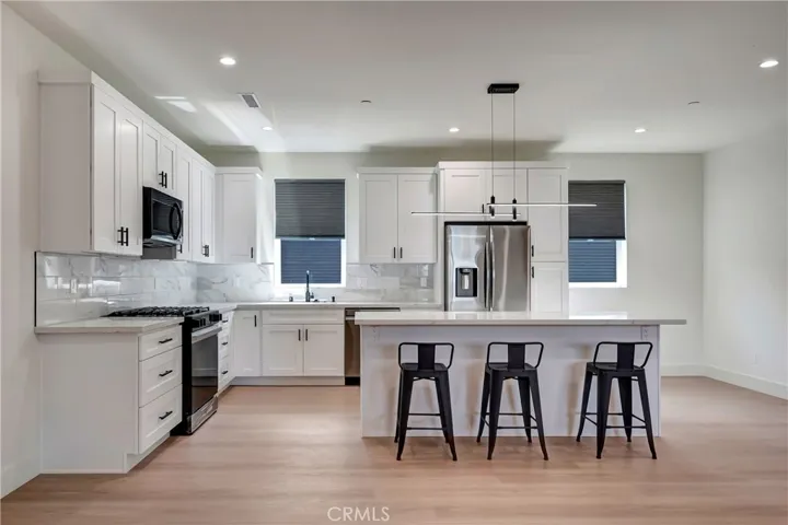 19145 Keswick, Reseda Ranch, California 91335