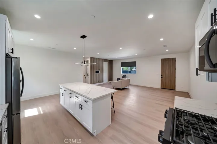 19145 Keswick, Reseda Ranch, California 91335