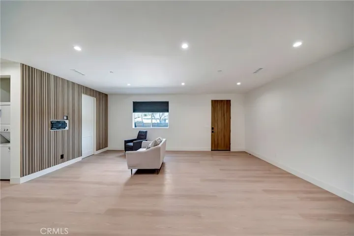 19145 Keswick, Reseda Ranch, California 91335