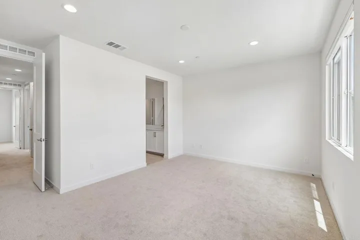 2522 Thyme Way, Carlsbad, California 92008