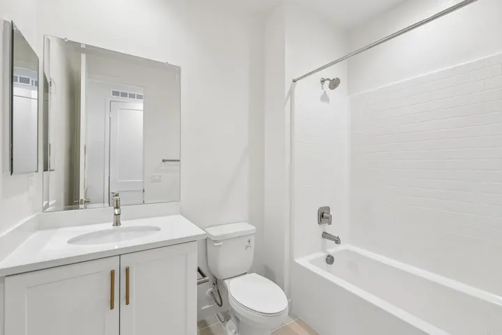 2522 Thyme Way, Carlsbad, California 92008
