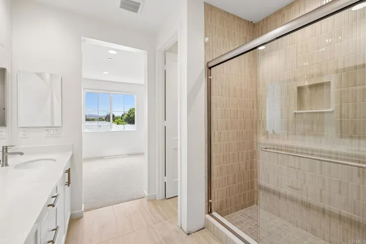 2522 Thyme Way, Carlsbad, California 92008