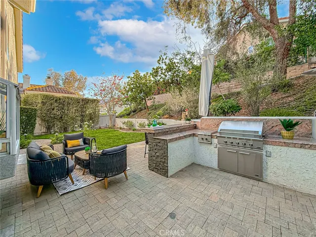 549 Myrtle Court, Oak Park, California 91377