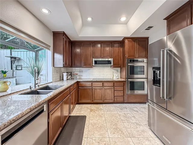 549 Myrtle Court, Oak Park, California 91377