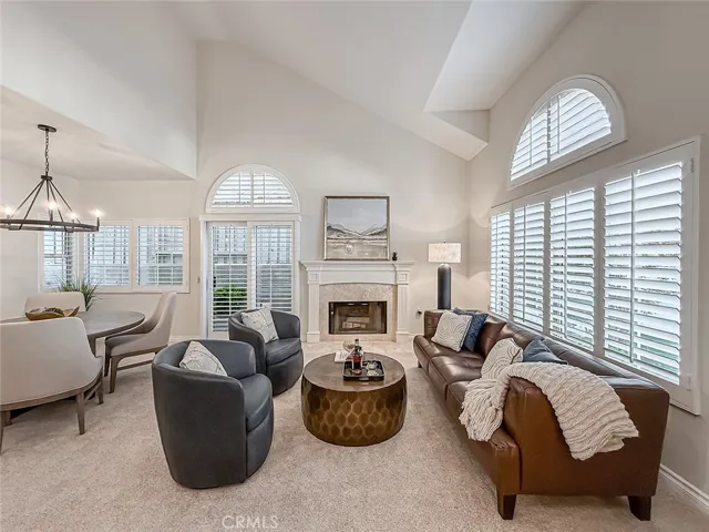 549 Myrtle Court, Oak Park, California 91377