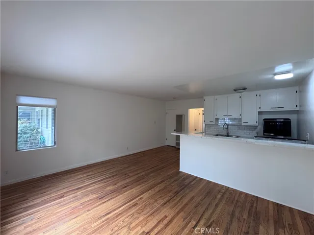 4581 Finley 4, Los Angeles, California 90027
