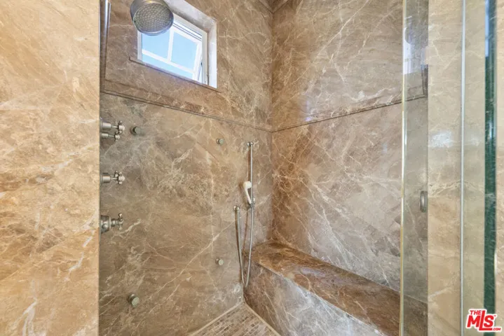 328 9th Street, Manhattan Beach, California 90266