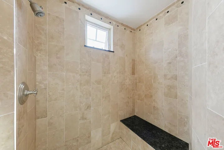 328 9th Street, Manhattan Beach, California 90266