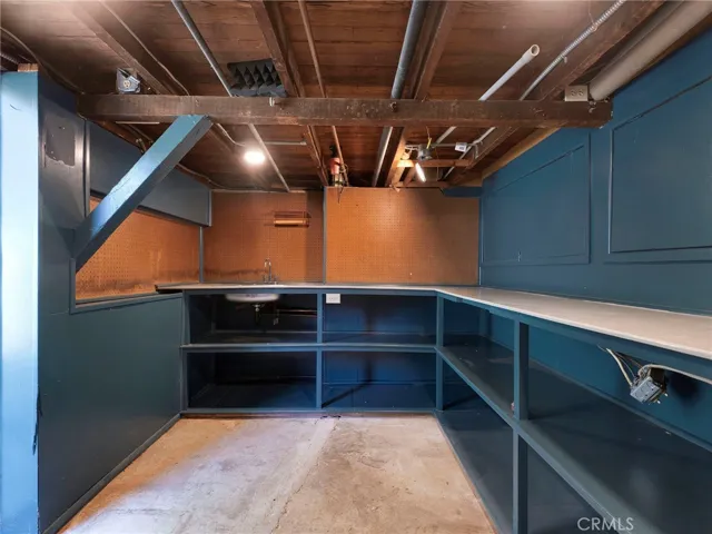 4240 Ensenada Drive, Woodland Hills, California 91364