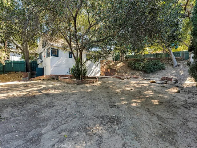 4240 Ensenada Drive, Woodland Hills, California 91364