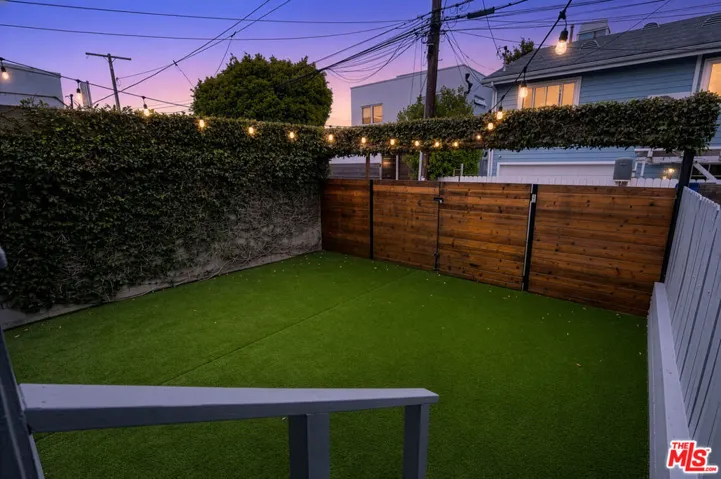 806 Navy Street, Santa Monica, California 90405