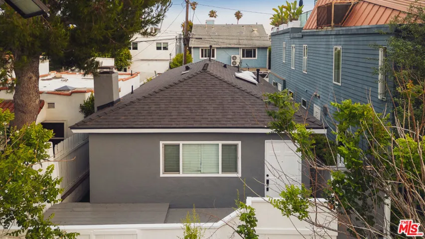 806 Navy Street, Santa Monica, California 90405