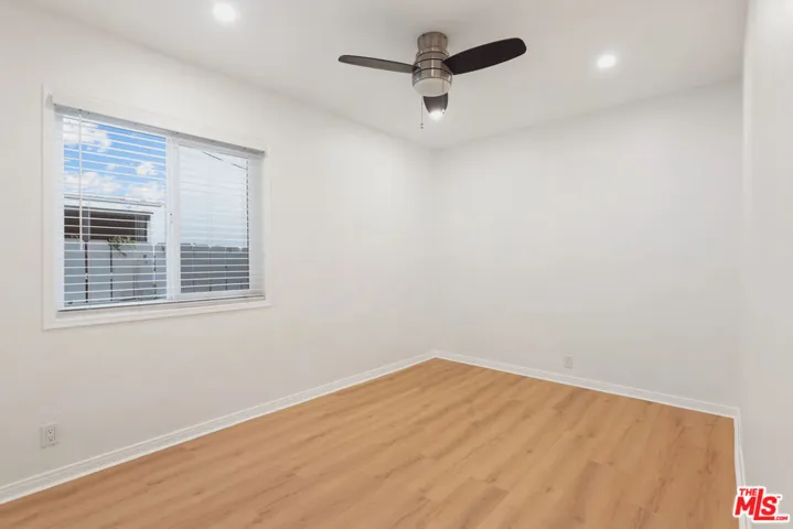 806 Navy Street, Santa Monica, California 90405