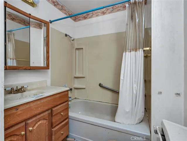 271 Millview Drive, Trinity Center, California 96091