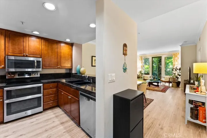 2253 Martin, Irvine, California 92612