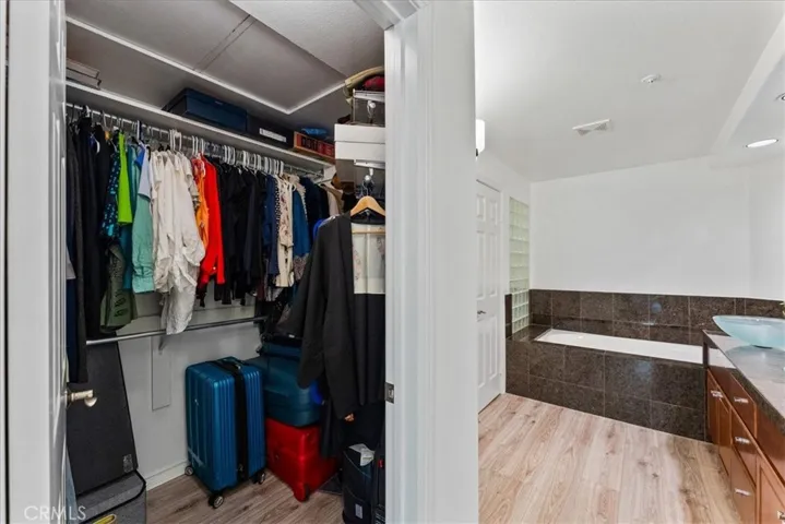 2253 Martin, Irvine, California 92612
