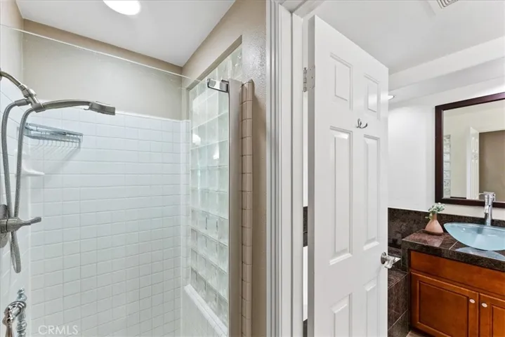 2253 Martin, Irvine, California 92612
