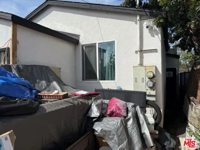9712 S San Pedro Street, Los Angeles, California 90003
