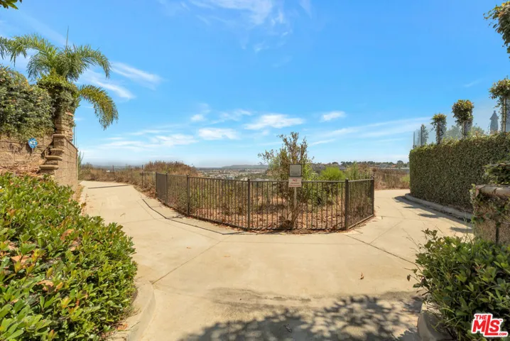 7529 Coastal View Drive, Los Angeles, California 90045