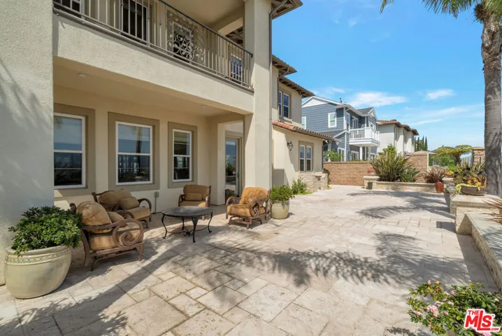 7529 Coastal View Drive, Los Angeles, California 90045