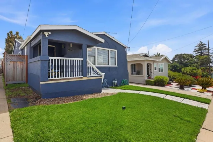 2468 Maxwell, Oakland, California 94601