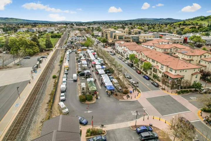 285 W Main, Morgan Hill, California 95037