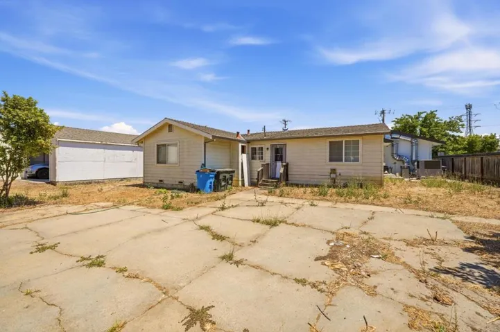 285 W Main, Morgan Hill, California 95037