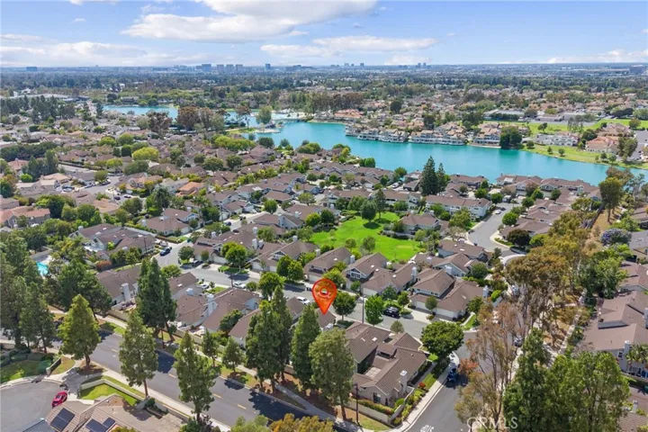 14 Aldergrove 29, Irvine, California 92604