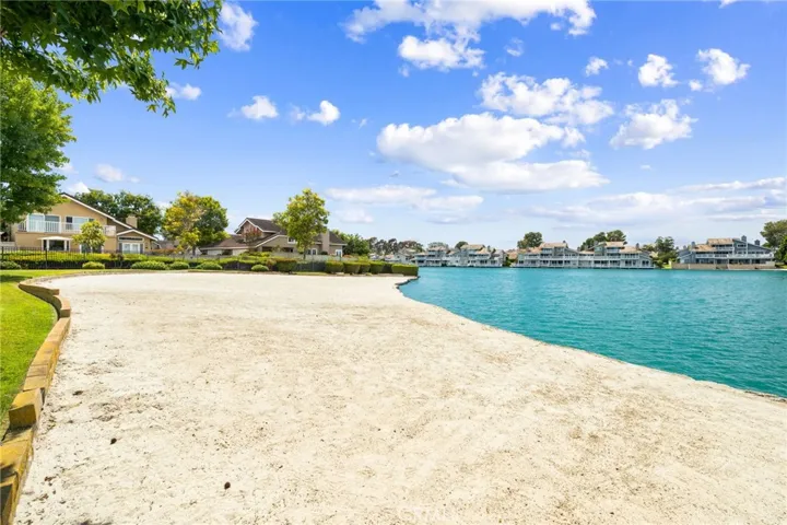 14 Aldergrove 29, Irvine, California 92604