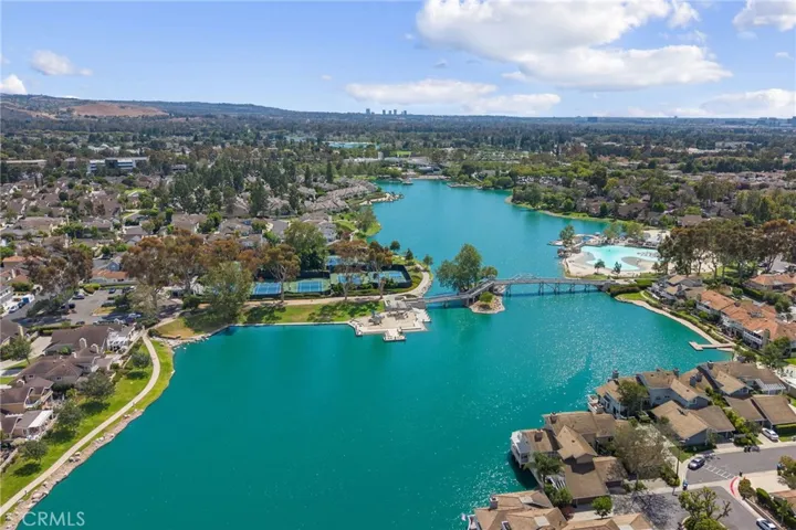 14 Aldergrove 29, Irvine, California 92604