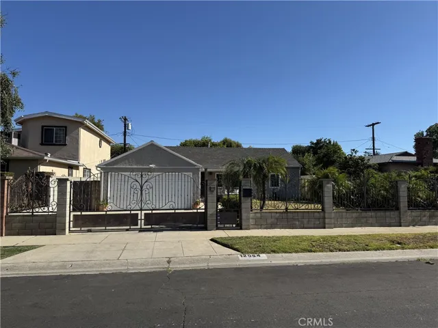 12954 Bosworth Street, North Hollywood, California 91606