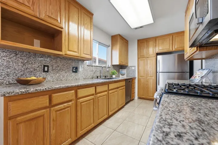 1941 La Corta Street, Lemon Grove, California 91945