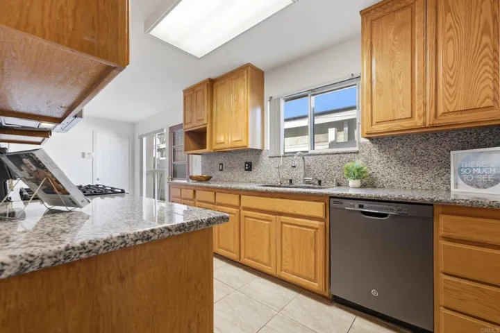 1941 La Corta Street, Lemon Grove, California 91945