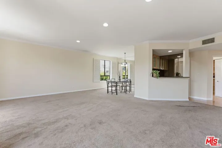 1315 Roxbury Drive 201, Los Angeles, California 90035