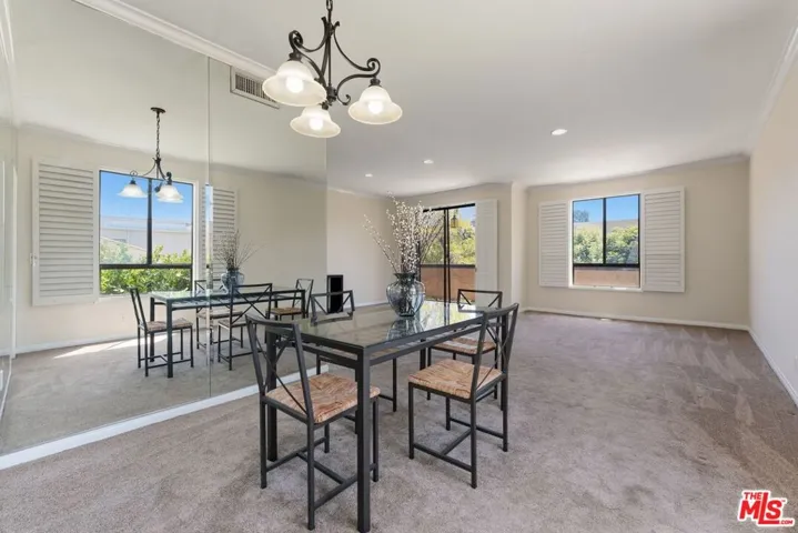 1315 Roxbury Drive 201, Los Angeles, California 90035