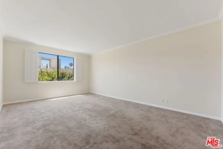 1315 Roxbury Drive 201, Los Angeles, California 90035
