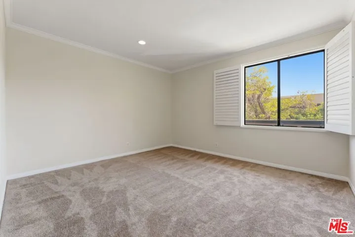 1315 Roxbury Drive 201, Los Angeles, California 90035