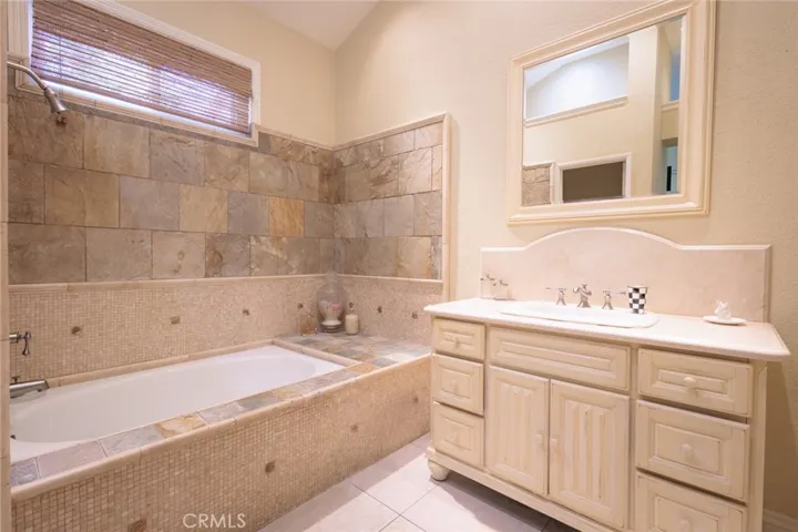 Bathroom plumbed for dual sinks.