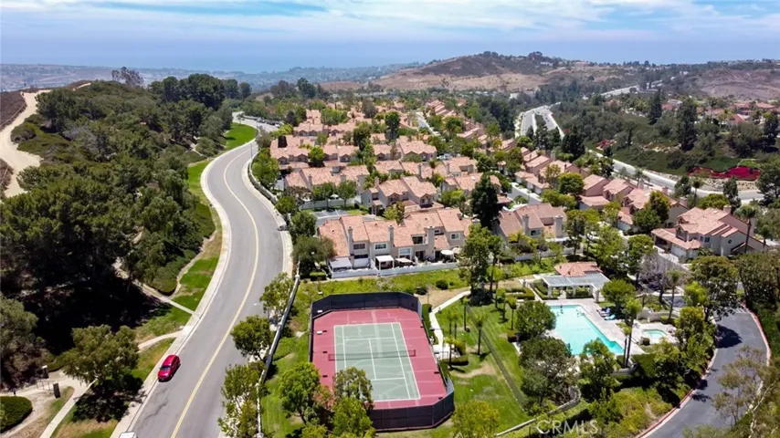 Small community close to Beaches, Golf, Shopping and Major Hospitals