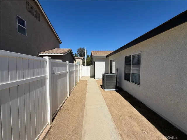 37280 Huckaby Lane, Murrieta, California 92562
