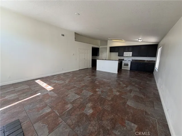 37280 Huckaby Lane, Murrieta, California 92562