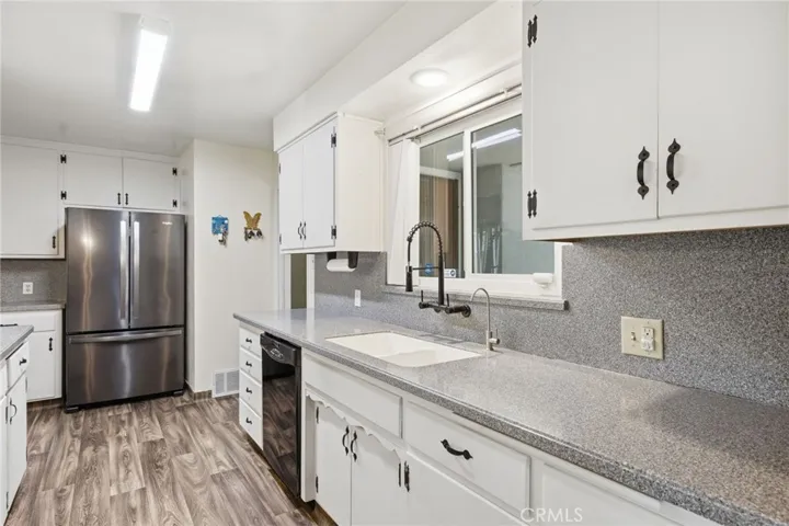 524 B Street, Bakersfield, California 93304
