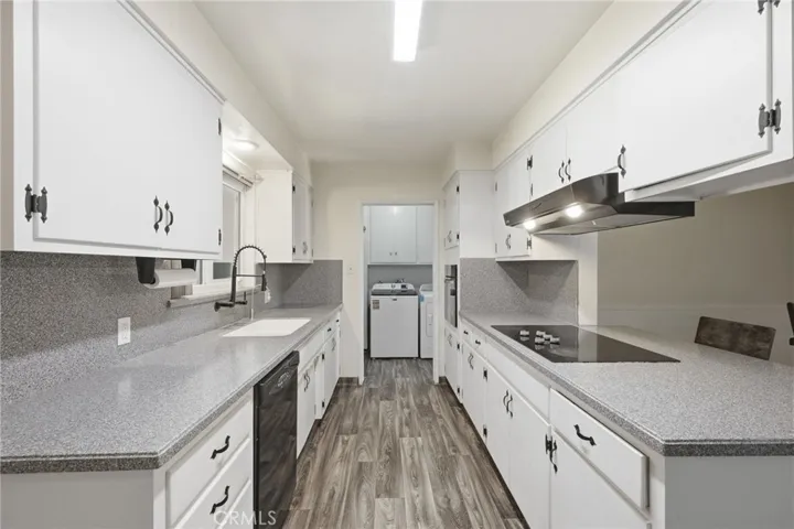 524 B Street, Bakersfield, California 93304