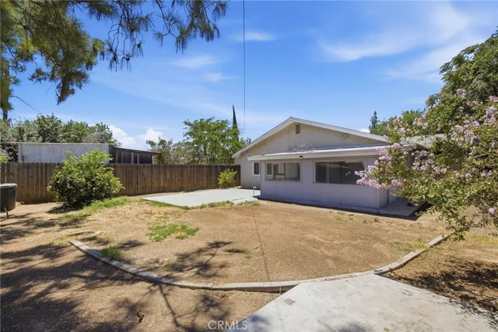 524 B Street, Bakersfield, California 93304