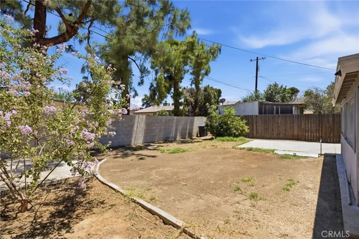 524 B Street, Bakersfield, California 93304