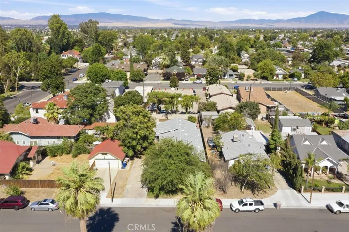 524 B Street, Bakersfield, California 93304